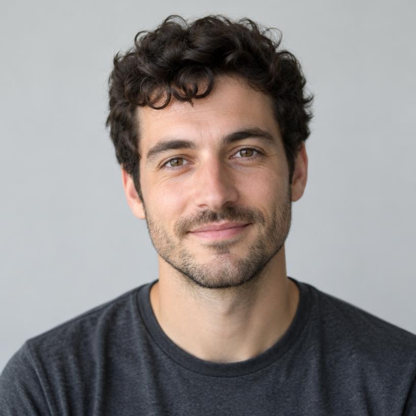 Portrait of Ben Azoulay